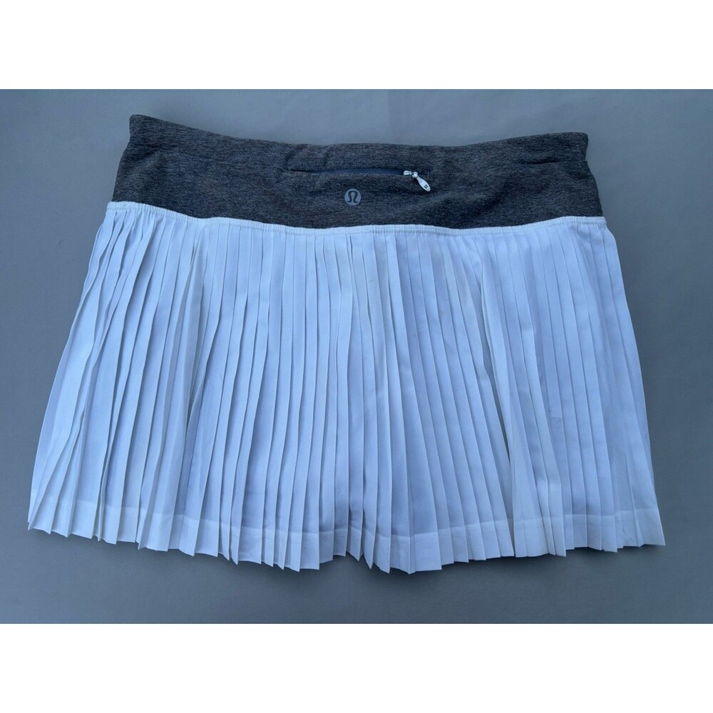 Lululemon Pleat to Street Skirt Size 6 White Mini Tennis Pleated Athleisure